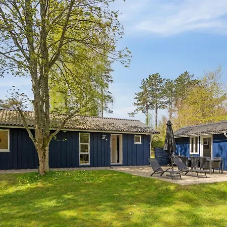 Esmer - 8km From The Sea By Interhome *